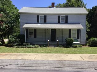 501 Church St, Central, SC 29630