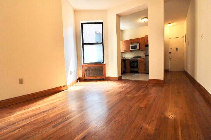 1st image of 244 W 109th St #4B2