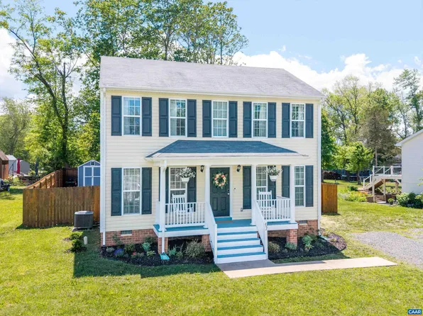 67 Barrington Dr, Stanardsville, VA 22973