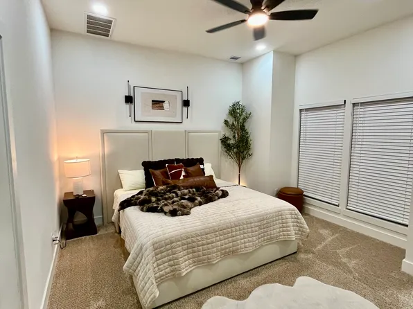 (undisclosed Address), Houston, TX 77051