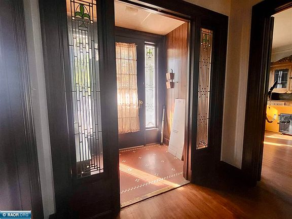 5th image of 520 McKinley Ave