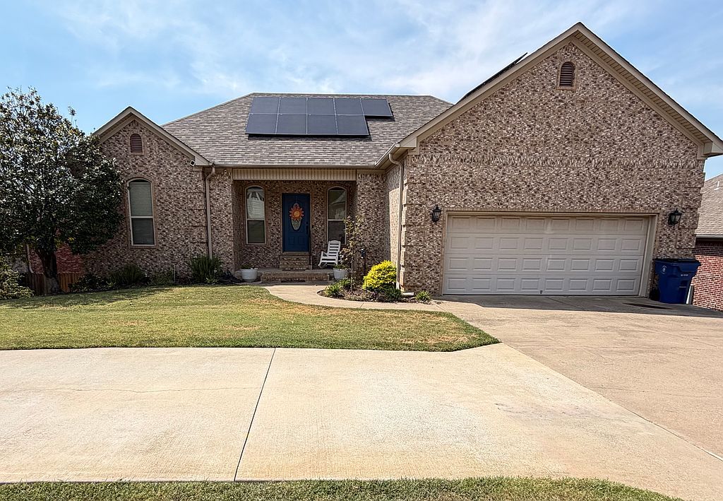 146 Pleasantwood Dr - Property Image