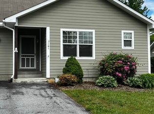 204 Morris Ln, Hendersonville, NC 28791