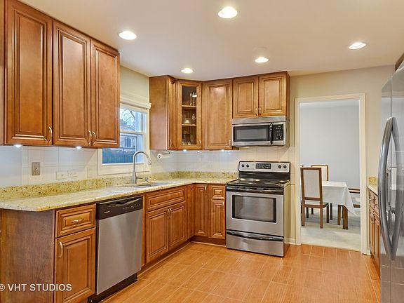 2nd image of 1614 Park Ave W