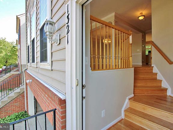 2nd image of 1321 Refuge Ct