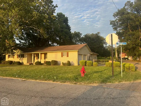 533 Powell St, Luxora, AR 72358