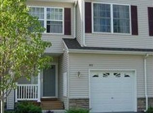 905 Pondview Loop, Wappingers Falls, NY 12590