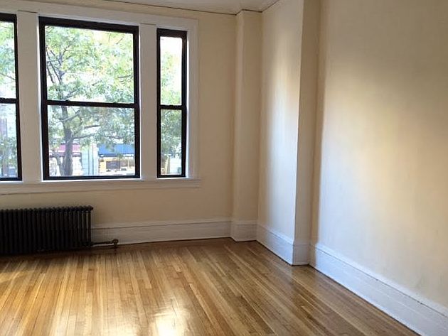 1st image of 124 W 72nd St APT 4A