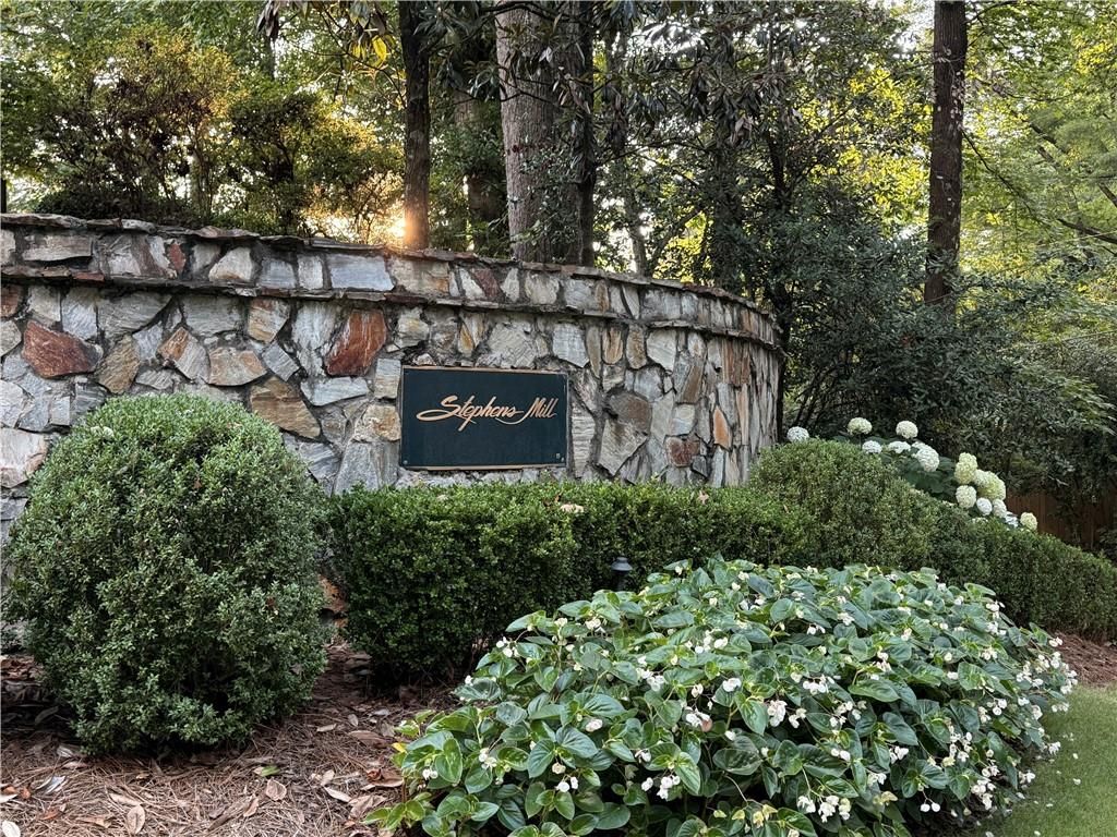 4021 Stephens Mill Run NE, Atlanta, GA - View 3