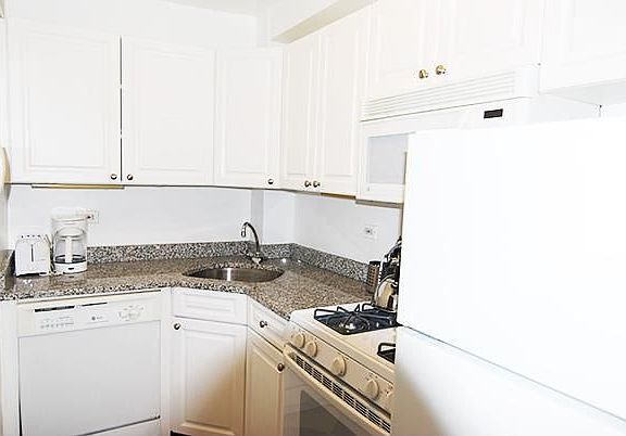 2nd image of 420 E 80th St APT 7K
