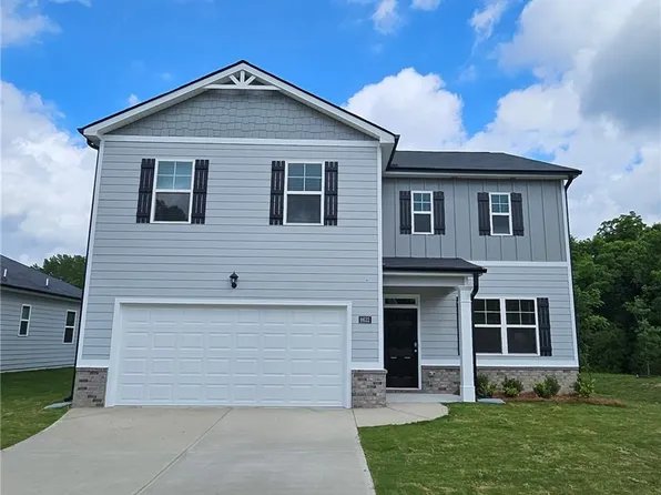 8632 Secretariat Dr, Lithonia, GA 30058