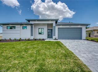 3110 SW 14th Court Cpe, Coral, FL 33914