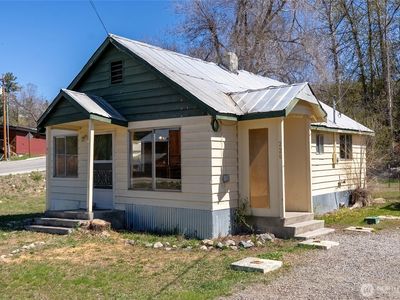 220 Corral Street, Winthrop, WA, 98862