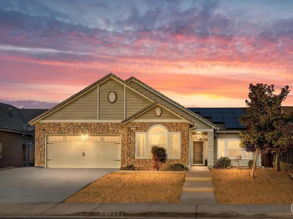 13108 Sunlight Star St, Bakersfield, CA 93314
