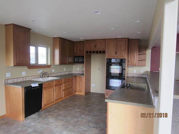 4th image of 718 NW Oceania Dr