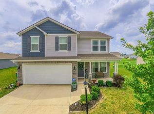 11455 Cedarmont Dr, Fort Wayne, IN 46818