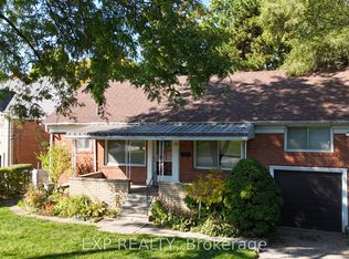 16 King Georges Dr W, Toronto, ON M6M 2G9