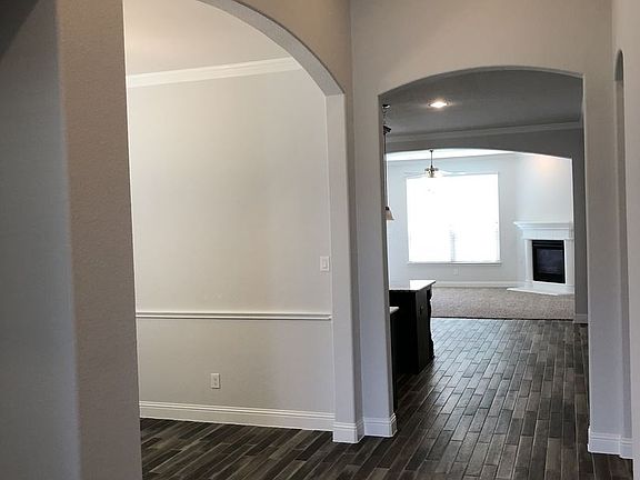 3rd image of 2104 Grant Park Way