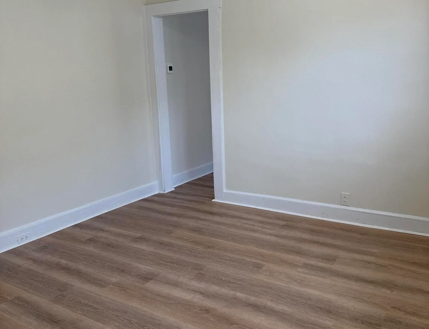 1 bed, 1.0 bath, 1920 sqft, $1,800 — Photo 4