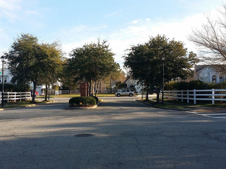 1st image of 2708 Fayette Ct