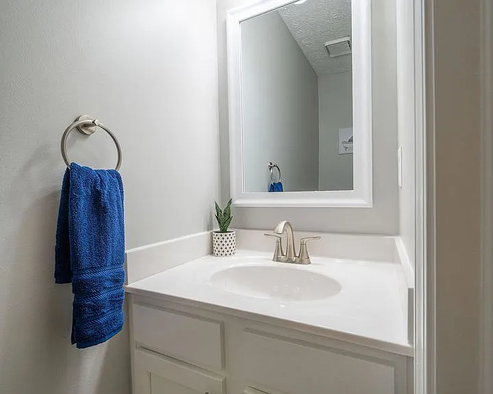 3085-3194 Griggsview Court — Photo 40