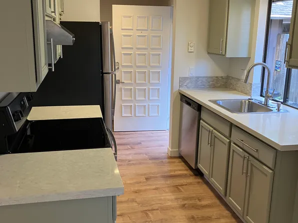 3501-3505 NE View Ave #B, Gresham, OR 97030