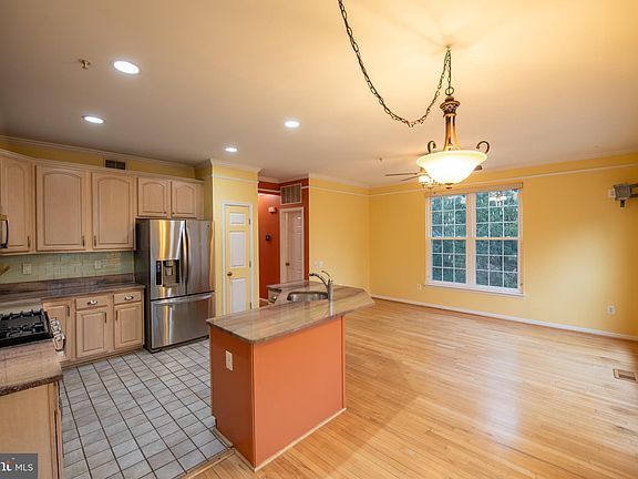 5th image of 2428 Astrid Ct