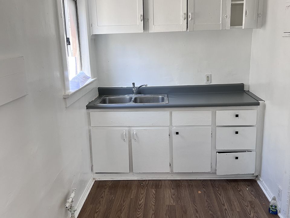 1st image of 220 W F St