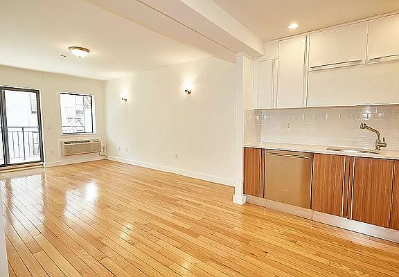 2nd image of 31-35 31st St #416