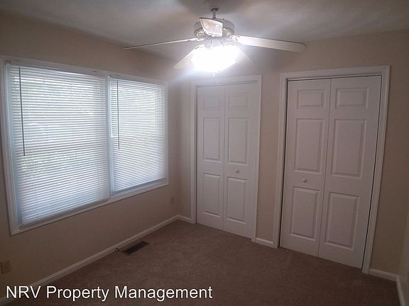 4th image of 1100 Chestnut Dr