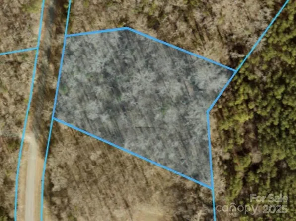 9907 Blossom Dr, Concord, NC 28025