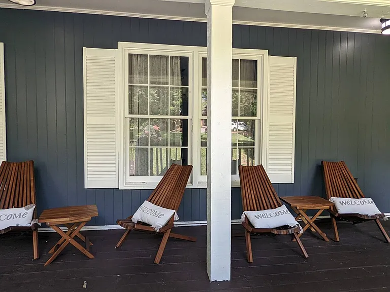 Colony Dr — Photo 25