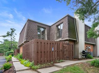 449 Darby Creek Rd APT C, Lexington, KY 40509