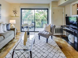 7611 Maple Ave APT 502, Takoma Park, MD 20912