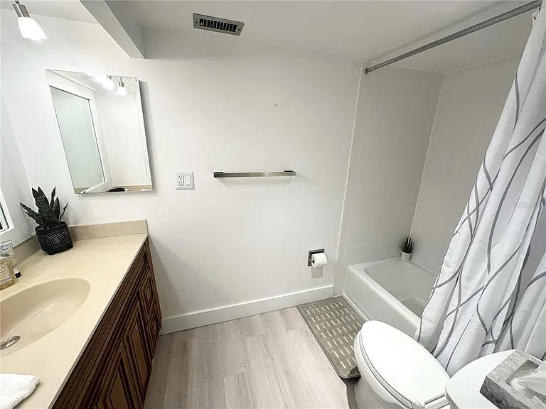 400 Island Way #206 — Photo 28