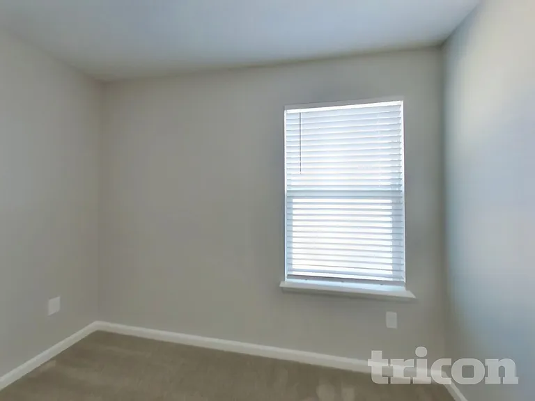9762 Lemon Grass Ln — Photo 11