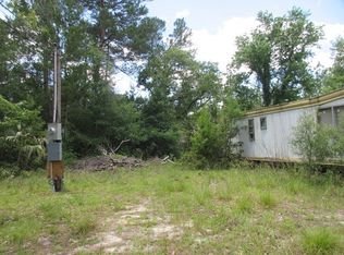 104 Malta Ct, Satsuma, FL 32189