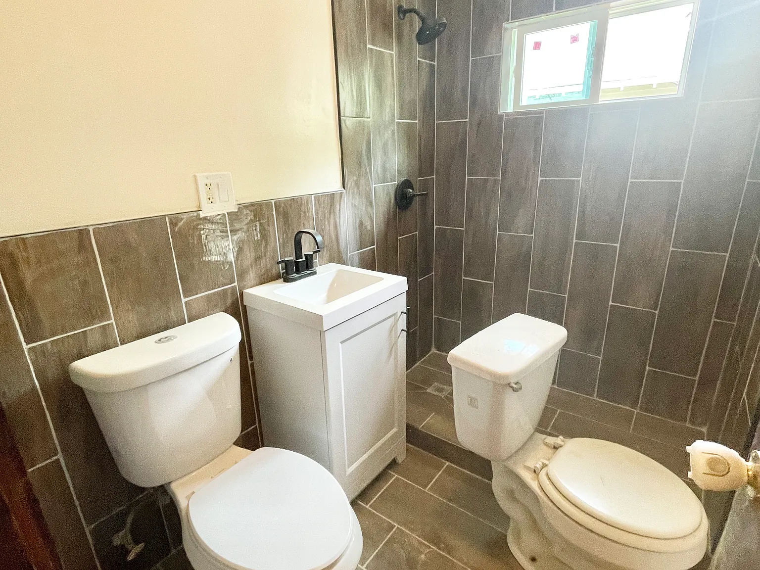 3 bed, 1200 sqft, $3,500 — Photo 4