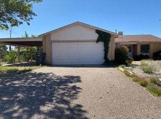 631 Bhutan Dr SE, Rio Rancho, NM 87124