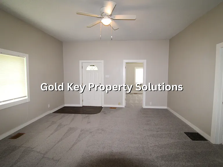 1712 S Mulberry St — Photo 5
