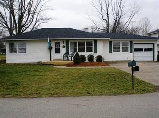 221 Jefferson St, Columbus, IN 47201