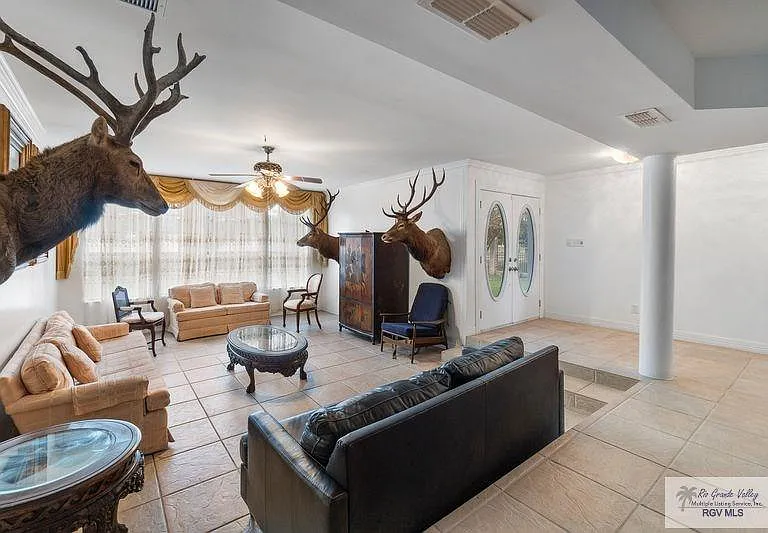 136 W Ruben M Torres Blvd — Photo 2