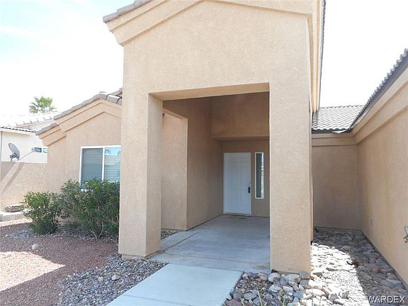 2nd image of 1934 E Desert Dr