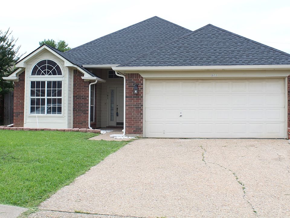 1st image of 961 Grasswood Ct