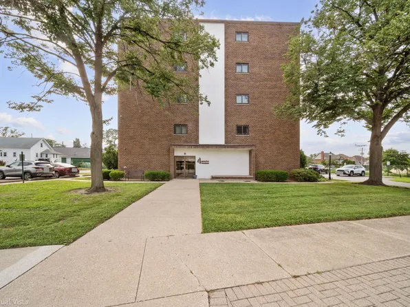4 S Mason St APT 403, Bensenville, IL 60106