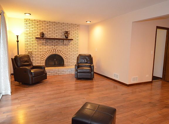 4th image of 2145 Cherrywood Cir