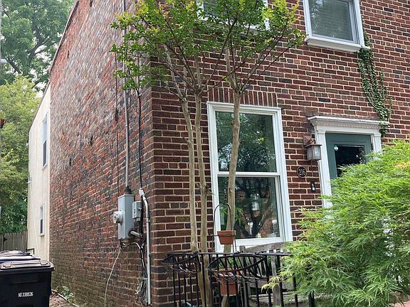 2nd image of 216 S West St