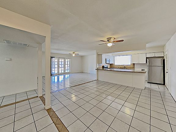 3rd image of 7143 W Cavalier Dr
