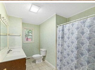 512 Race St #1, Roan Mountain, TN 37687