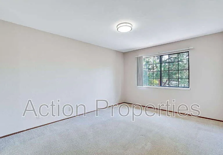 437 Costa Mesa Ter #F — Photo 14